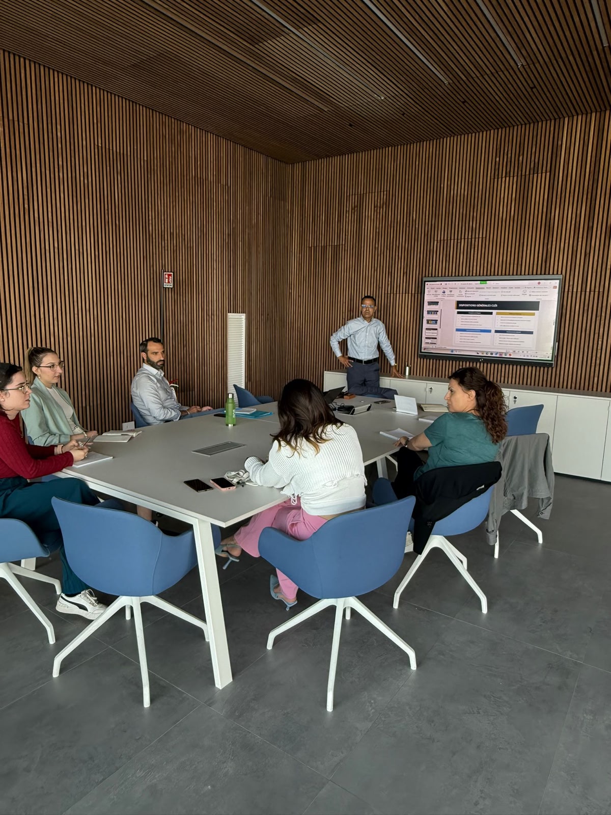 Équipe ATC PROJECTS en réunion